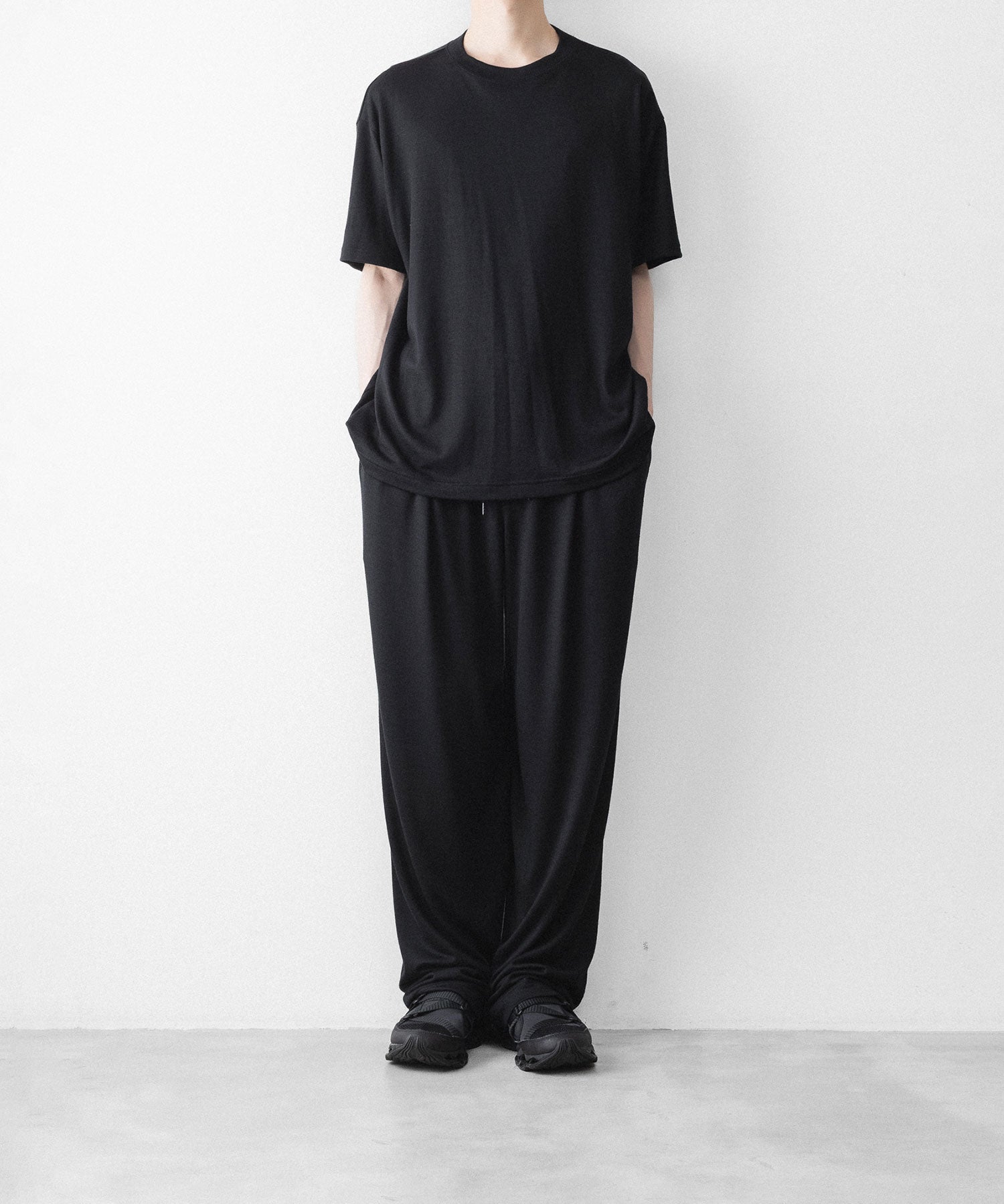 ssstein / シュタイン】WIDE TAPERED PANTS - BLACK | 公式通販サイト