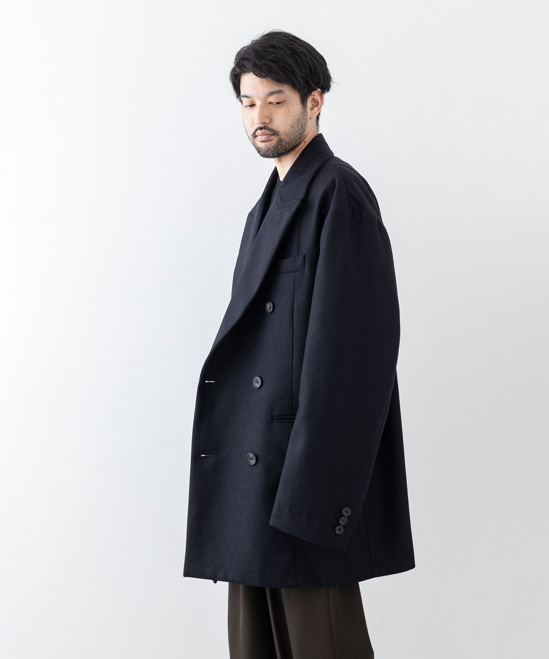 stein(シュタイン)の23AWコレクションEXTRA OVERSIZED DOUBLE BREASTED JACKETのDARK NAVY