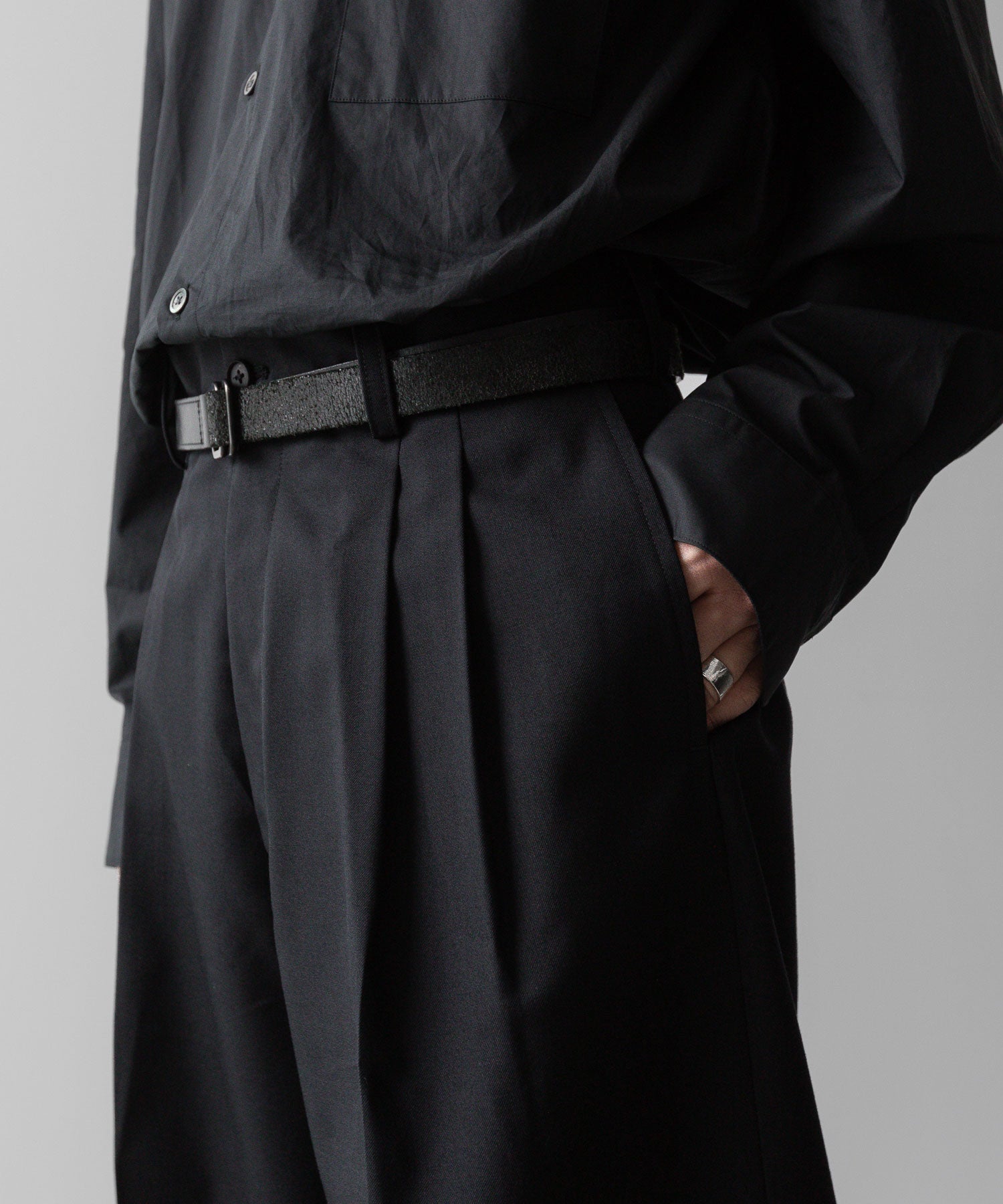 ssstein(シュタイン)の24AWコレクション LONG WIDE TROUSERS (2/72 WOOL GABARDINE) - BLACK 公式通販サイトsession福岡セレクトショップ