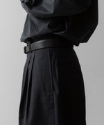 画像をギャラリービューアに読み込む, ssstein(シュタイン)の24AWコレクション LONG WIDE TROUSERS (2/72 WOOL GABARDINE) - BLACK 公式通販サイトsession福岡セレクトショップ
