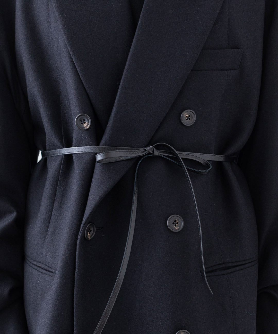 stein(シュタイン)の23AWコレクションEXTRA OVERSIZED DOUBLE BREASTED JACKETのDARK NAVY