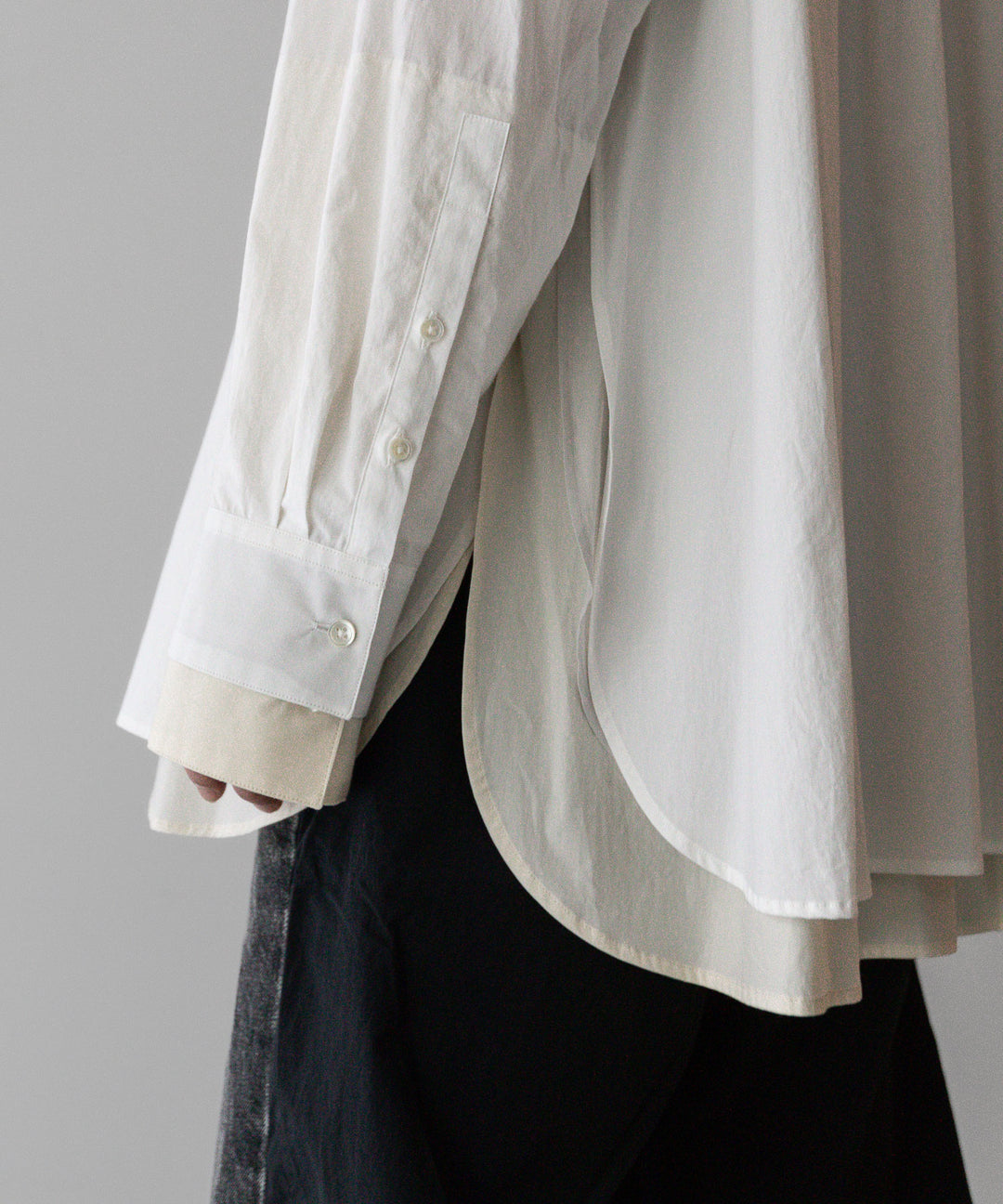 stein(シュタイン)の24SSコレクションOVERSIZED LAYERED SHIRTのOFF