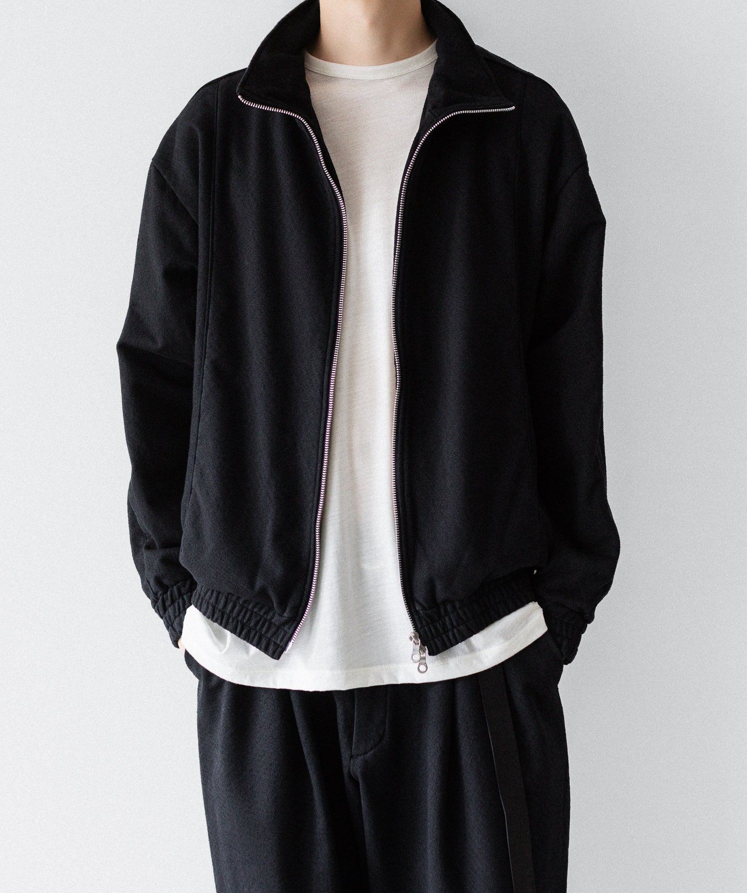 KANEMASA PHIL.】36G NEEDLE PUNCH PIPING BLOUSON - BLACK | 公式通販 