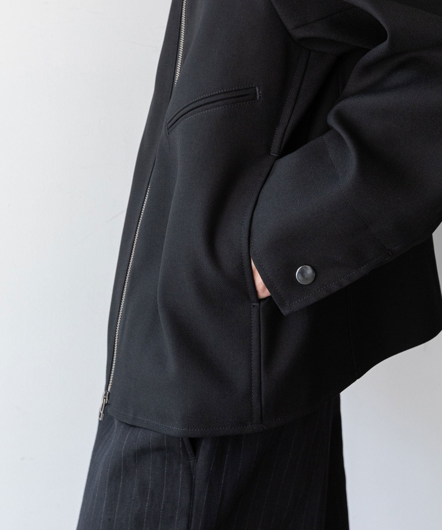 UJOH】W ZIP BLOUSON - BLACK | 公式通販サイト session(セッション)