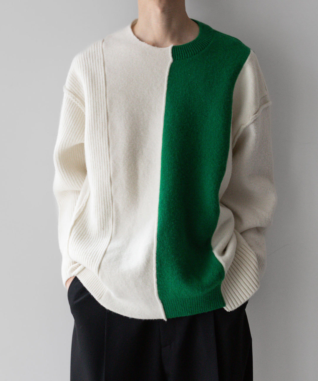 stein(シュタイン)の23AWコレクションOVERSIZED MULTI PATCHED KNIT LSのOFF × GREEN 公式通販サイトsession福岡セレクトショップ