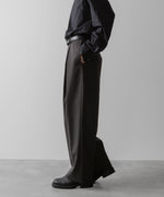 画像をギャラリービューアに読み込む, ssstein(シュタイン)の24AWコレクション EASY WIDE TROUSERS (2/72 WOOL GABARDINE) - GREY KHAKI 公式通販サイトsession福岡セレクトショップ
