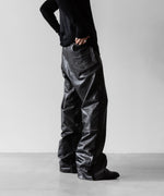 画像をギャラリービューアに読み込む, SUBLATIONS サブレーションズのCRACKING COATED WIDE PANTSのWHITE BASE 公式通販サイトsession福岡セレクトショップ
