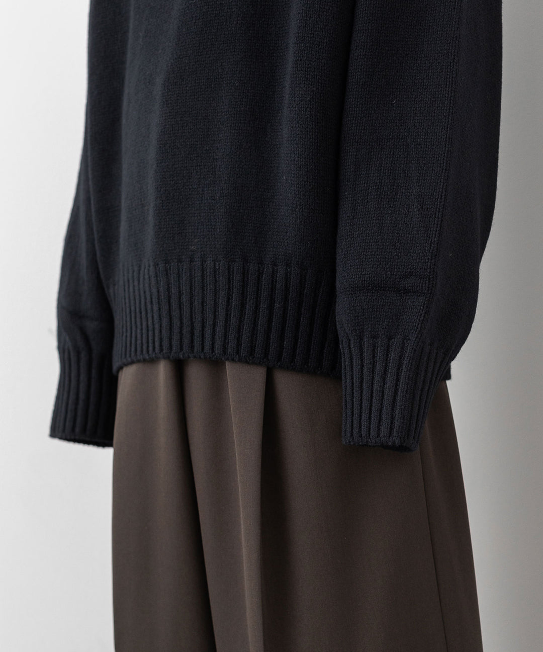 stein(シュタイン)の23AWコレクションEX FINE LAMBS LOOSE HIGH NECK KNIT LSのBLACK sessionセッション福岡セレクトショップ 公式通販サイト