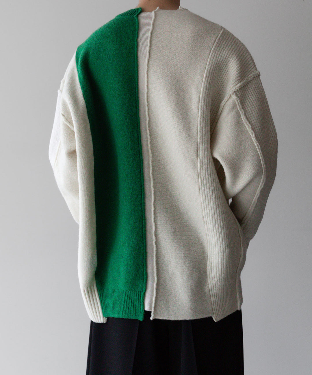 stein(シュタイン)の23AWコレクションOVERSIZED MULTI PATCHED KNIT LSのOFF × GREEN 公式通販サイトsession福岡セレクトショップ
