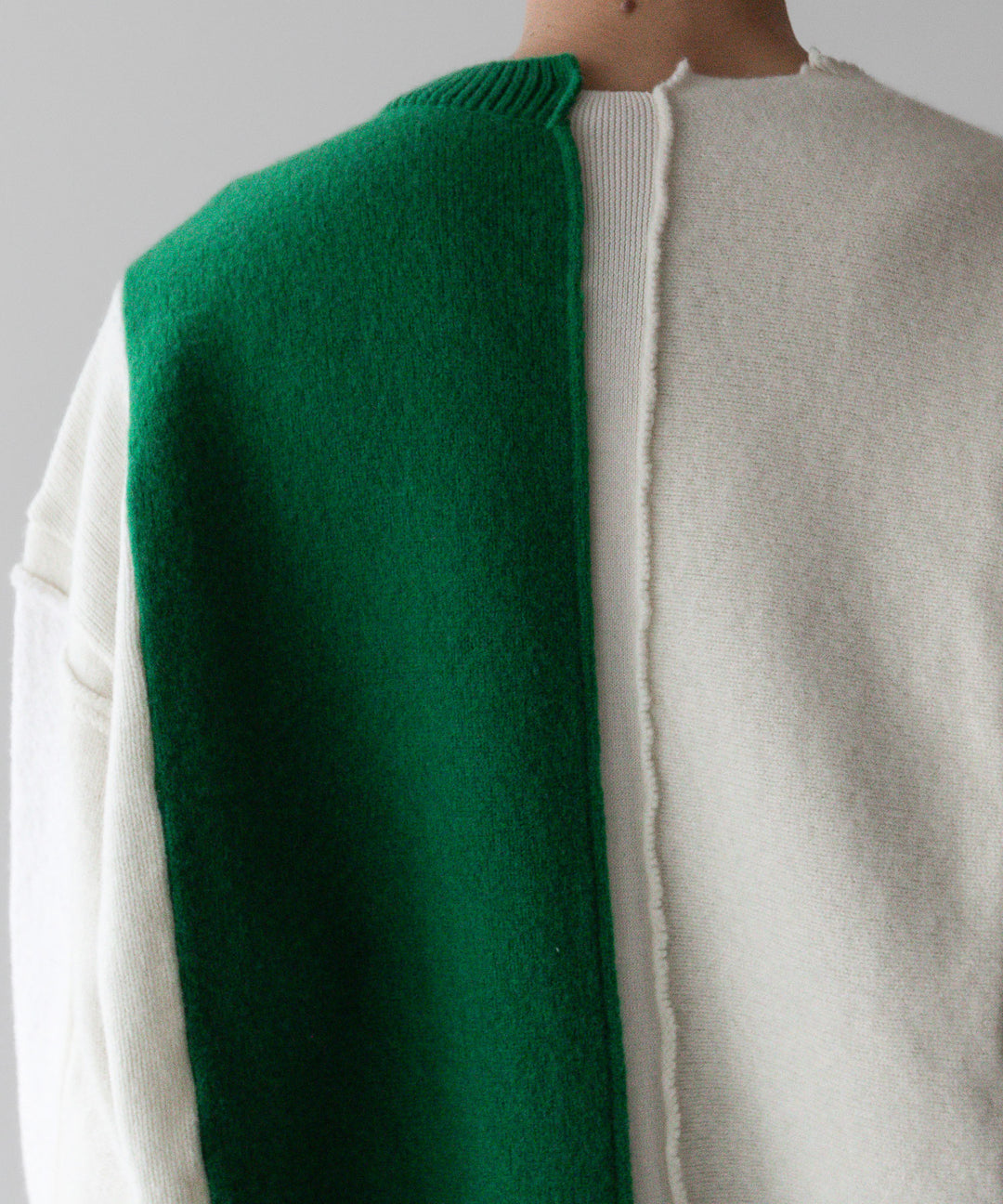 stein(シュタイン)の23AWコレクションOVERSIZED MULTI PATCHED KNIT LSのOFF × GREEN 公式通販サイトsession福岡セレクトショップ