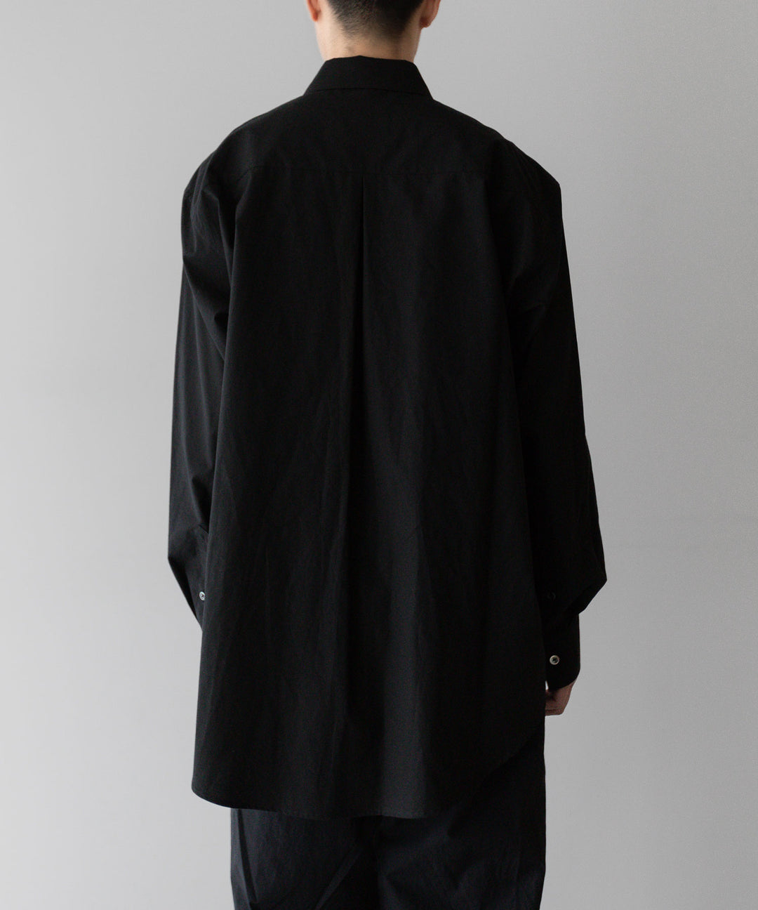 stein(シュタイン)の24SSコレクションOVERSIZED STANDARD SHIRTのBLACK