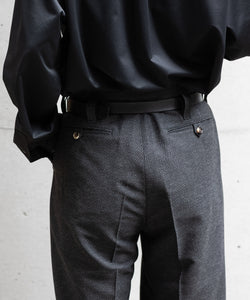 【INTÉRIM】HERRING BONE WOOL SUITING 1-TUCK WIDE TAPERED SLACKS - BLACK