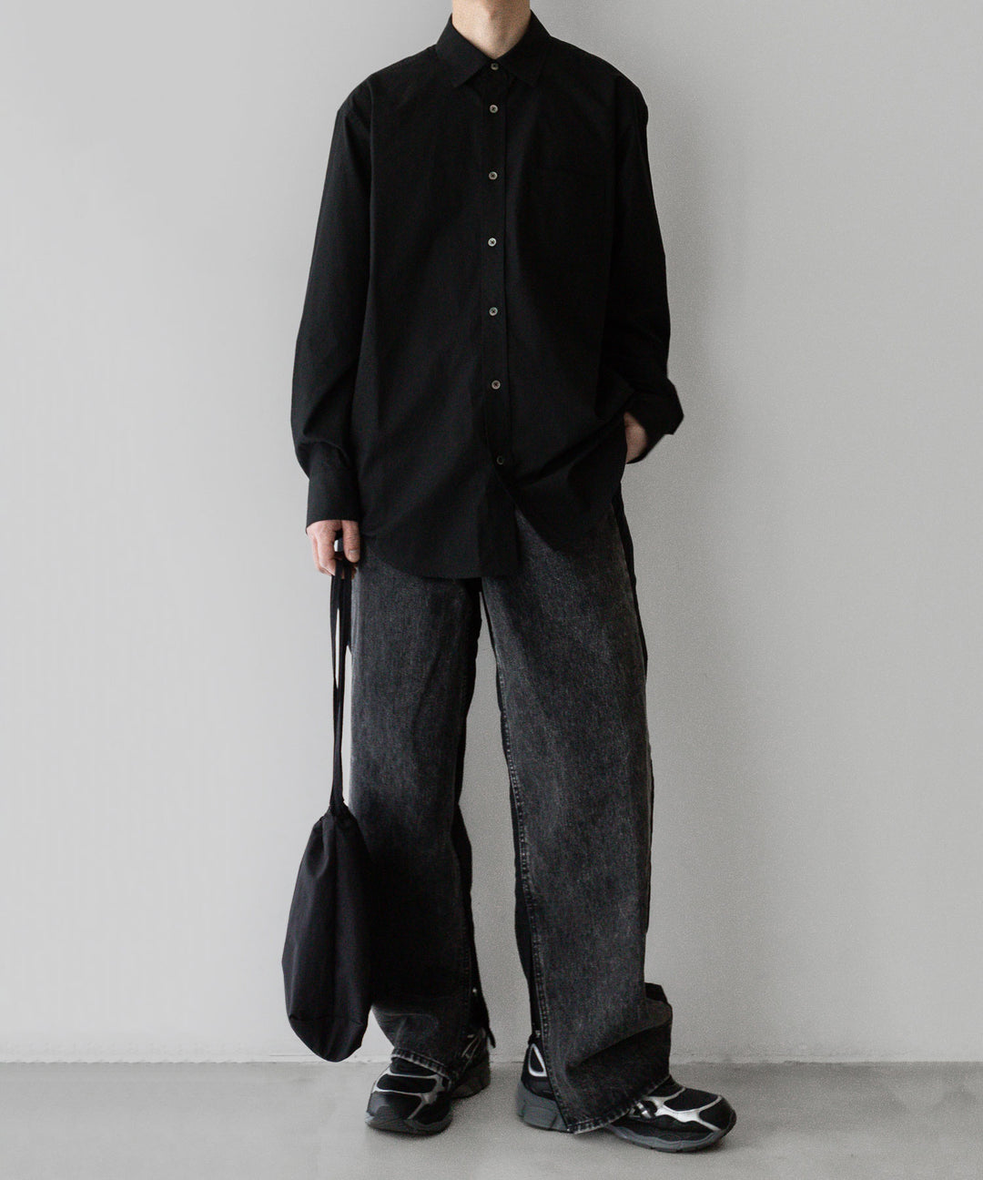 stein(シュタイン)の24SSコレクションOVERSIZED STANDARD SHIRTのBLACK