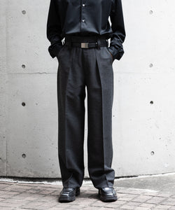 【INTÉRIM】HERRING BONE WOOL SUITING 1-TUCK WIDE TAPERED SLACKS - BLACK