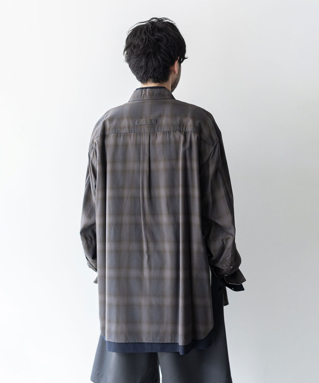 stein(シュタイン)の23SSコレクションのOVERSIZED LAYERED SHIRTのOMBRE CHECK（KHAKI）