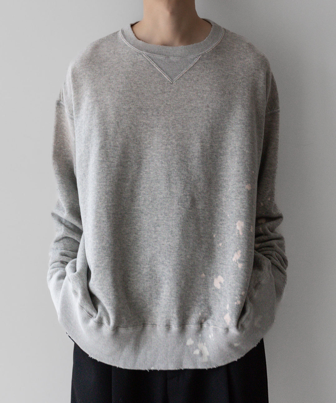 【INTÉRIM】インテリムのBLEACH HYPER BIG V LOOP WHEEL SEAMLESS SWEAT SHIRT - B.A.GRAY 公式通販サイトsession福岡せレクトショップ