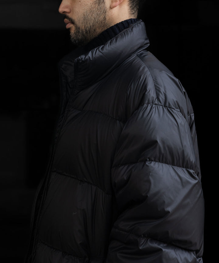 stein(シュタイン)の23AWコレクションDOWN PADDED JACKETのBLACK