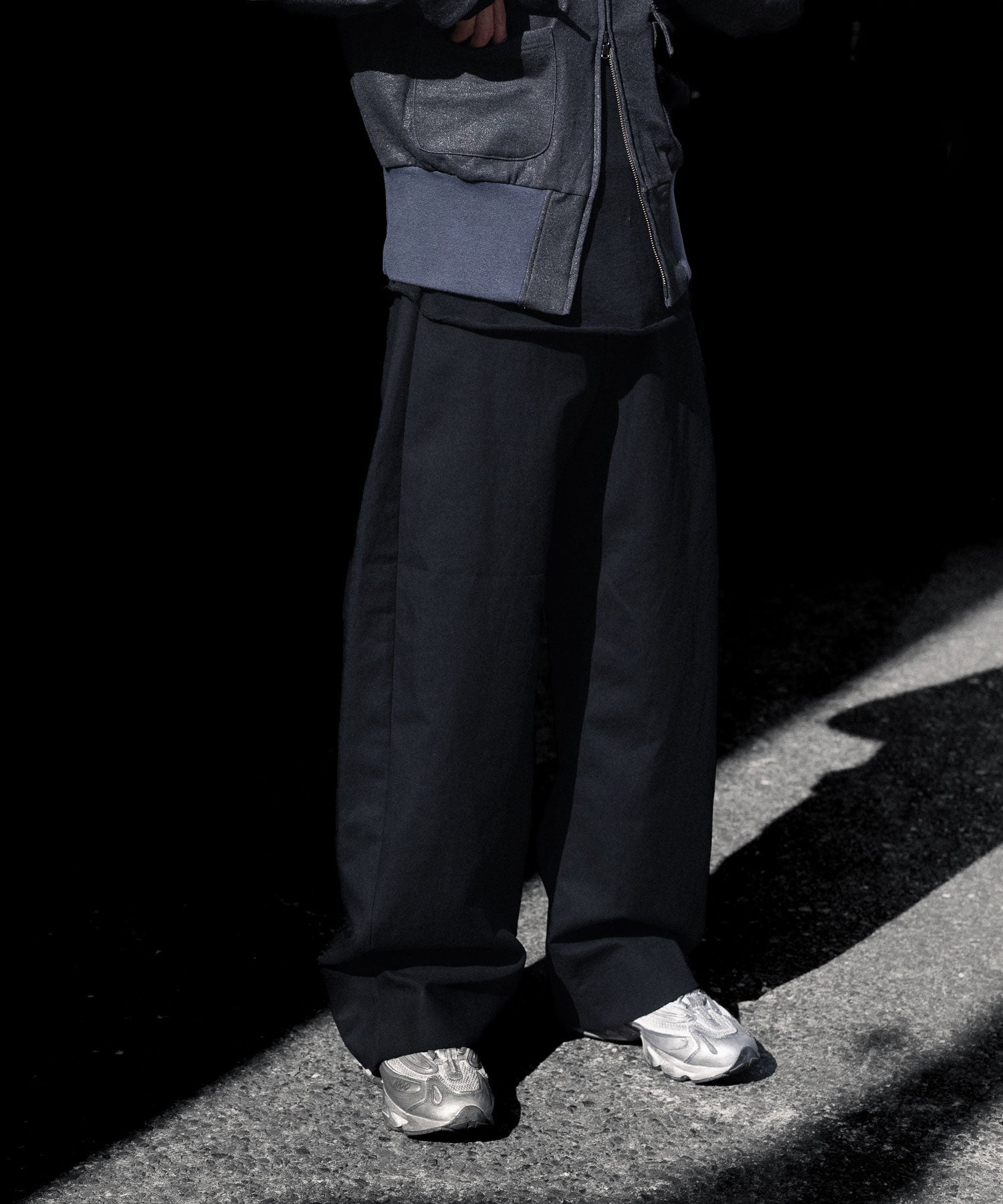 ssstein / シュタイン】DOUBLE WEAVE COTTON ROUND PANTS - BLACK