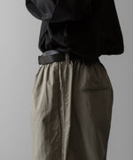 画像をギャラリービューアに読み込む, ssstein(シュタイン)の24AWコレクション NYLON TWILL CARGO EASY TROUSERS - BEIGE 公式通販サイトsession福岡セレクトショップ
