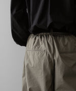 画像をギャラリービューアに読み込む, ssstein(シュタイン)の24AWコレクション NYLON TWILL CARGO EASY TROUSERS - BEIGE 公式通販サイトsession福岡セレクトショップ
