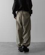 画像をギャラリービューアに読み込む, ssstein(シュタイン)の24AWコレクション NYLON TWILL CARGO EASY TROUSERS - BEIGE 公式通販サイトsession福岡セレクトショップ
