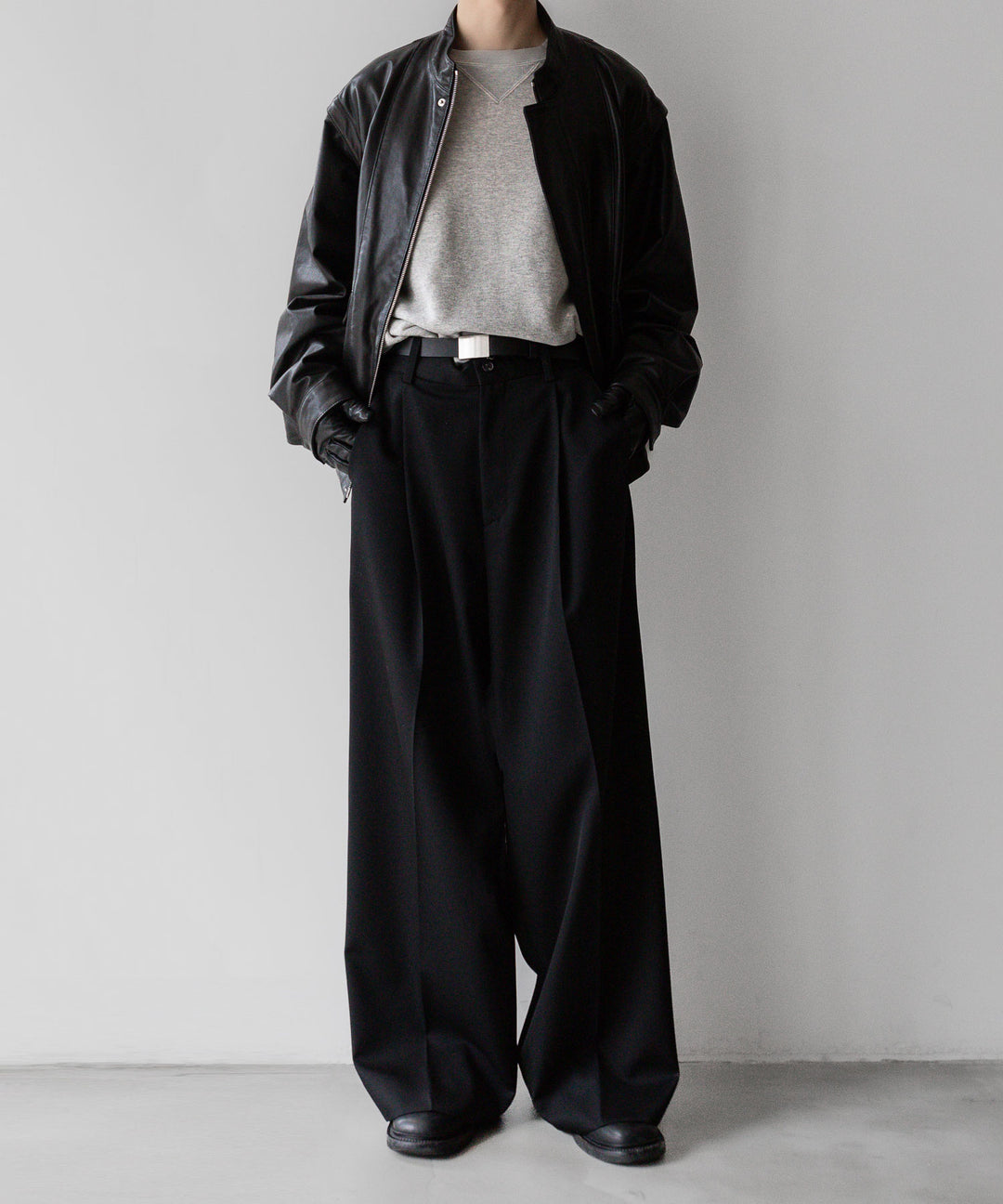 stein(シュタイン)の24SSコレクションDETACHABLE SLEEVES LEATHER BLOUSONのBLACK sessionセッション福岡セレクトショップ 公式通販サイト