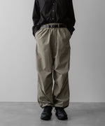 画像をギャラリービューアに読み込む, ssstein(シュタイン)の24AWコレクション NYLON TWILL CARGO EASY TROUSERS - BEIGE 公式通販サイトsession福岡セレクトショップ
