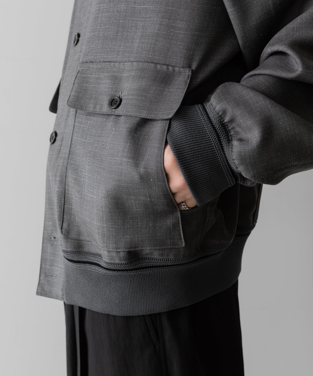 INTÉRIM(インテリム)のHYPER BIG VIRGIN WOOL SILK MOHAIR SUITING RIBBED JACKET - M.GRAY 公式通販サイトsession福岡セレクトショップ
