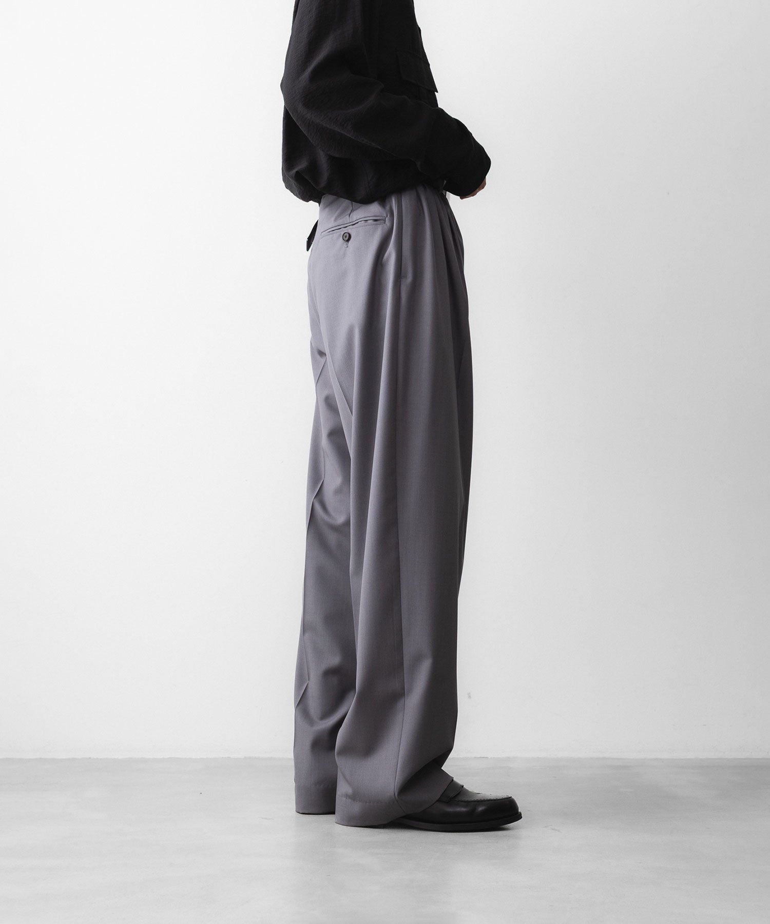 ANTHEM A / アンセムエー】WOOL TROPICAL SIDE GATHER SLACKS - GRAY