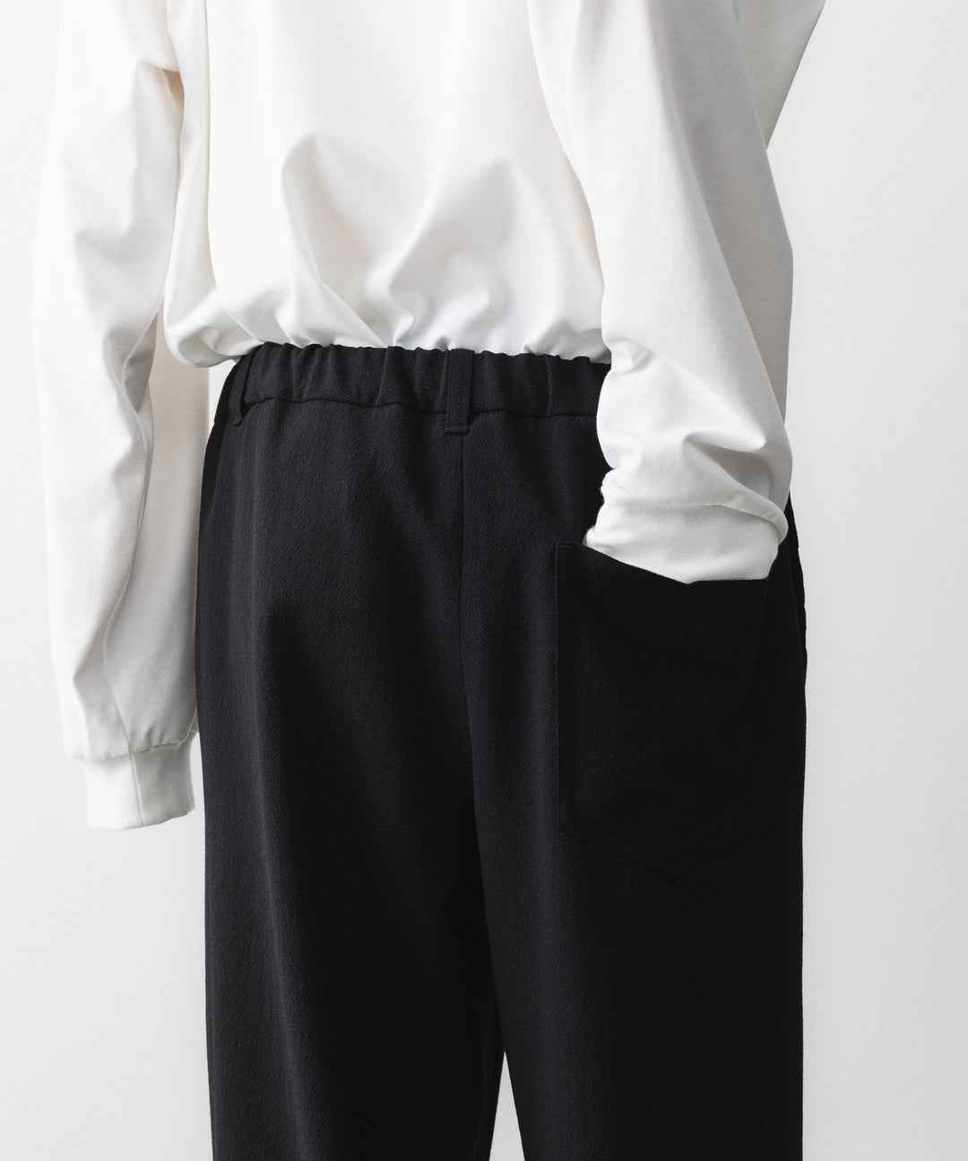 INTÉRIM - インテリムのWOOL CREPE SABLE VOILE DEADSTOCK FABRIC WIDE DRESS EASY PANTSのBLACK公式通販サイトsession福岡セレクトショップ
