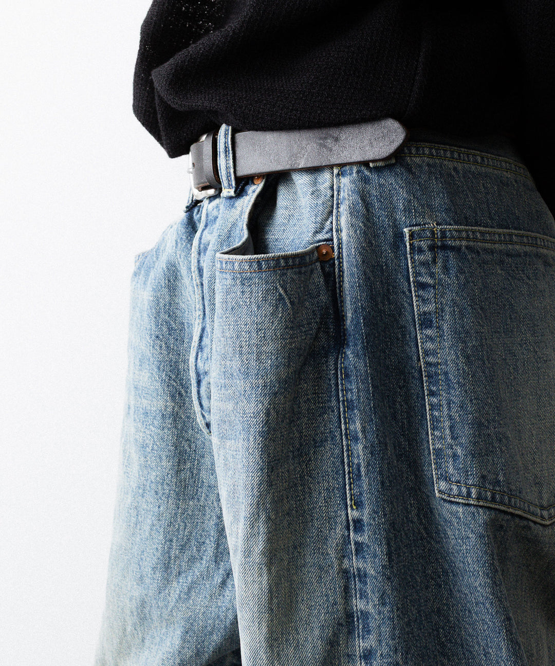 INTÉRIM - インテリムのSHABBY HEAVY KIBATA SHUTTLE HYPER BIG WWII 1943 DENIM JEANSのS.NAVY公式通販サイトsession福岡セレクトショップ