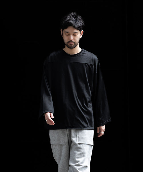 【INTÉRIM】HYPER BIG EXTRA FINE MERINO WOOL FOOTBALL L/S TEE - BLACK