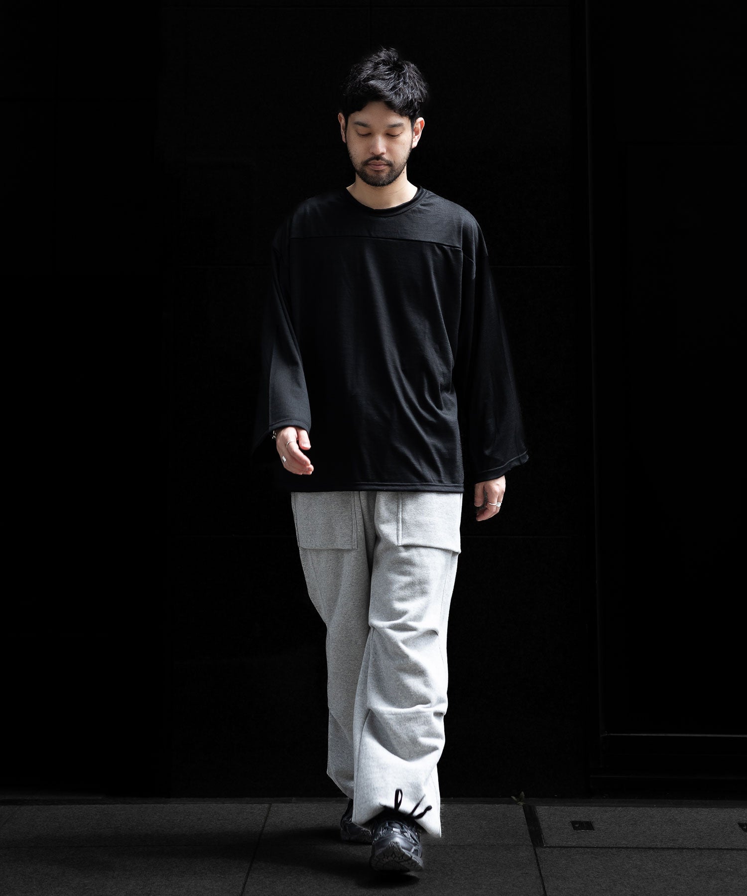 INTÉRIM - インテリムのHYPER BIG EXTRA FINE MERINO WOOL FOOTBALL L/S TEE のBLACK公式通販サイトsession福岡セレクトショップ