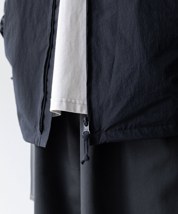 stein(シュタイン)の23AWコレクションWINDBREAKER STAND COLLAR JACKETのBLACK