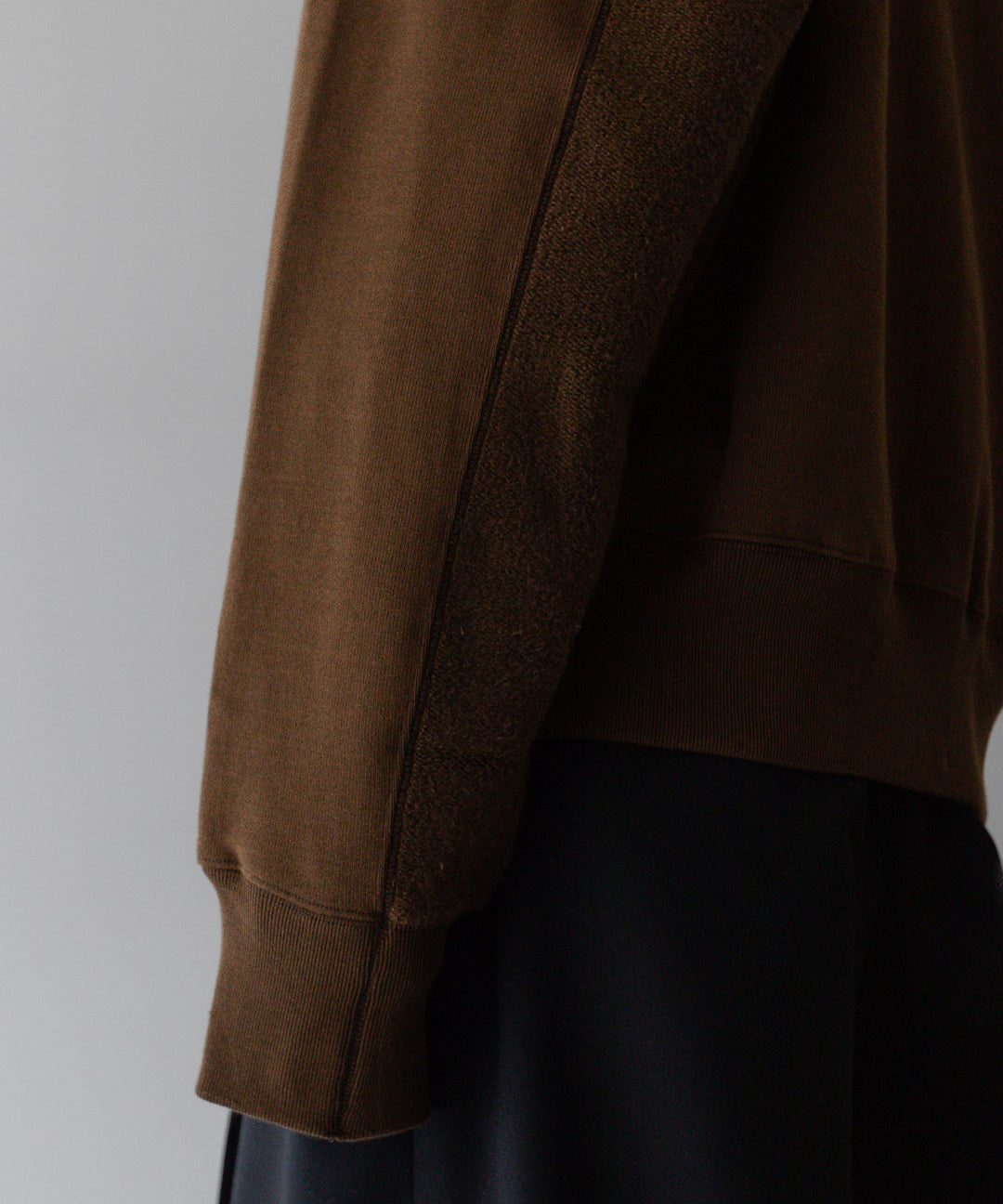 stein(シュタイン)の24SSコレクションUNTWISTED YARN SWEAT ZIP UP HOODYのKHAKI BROWN