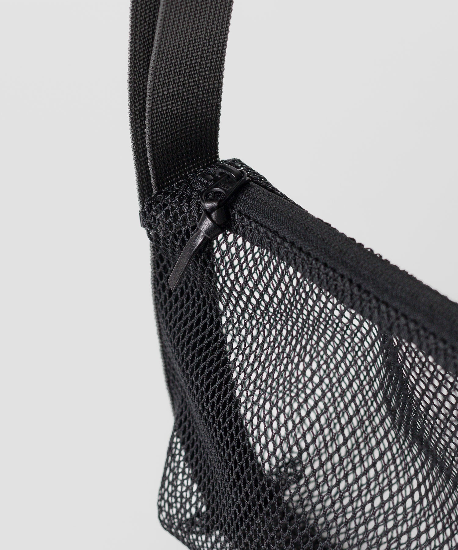 【KaILI】カイリのIREKO POUCH MESH SのBLACKの公式通販サイトsession福岡セレクトショップ