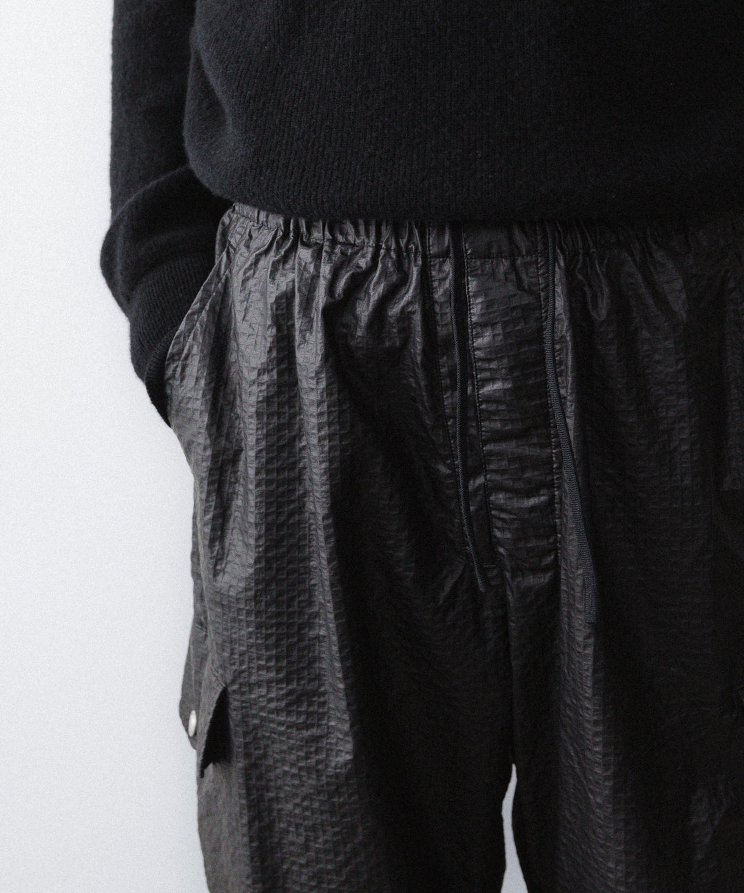 【paratrait】FROG SKIN PANTS - BLACK