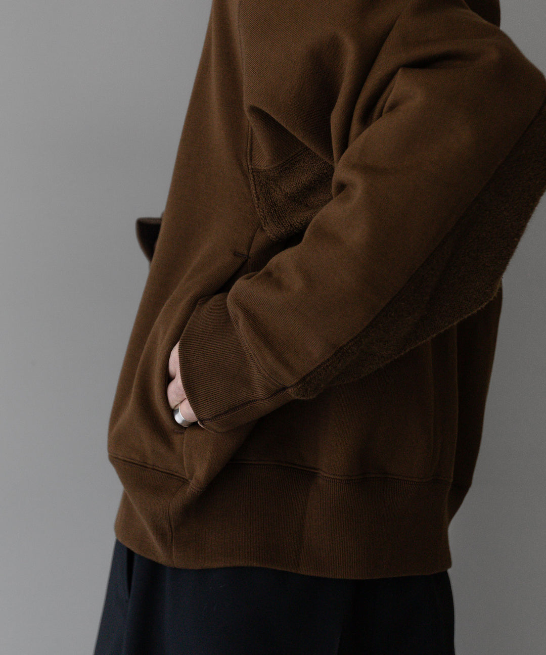 stein(シュタイン)の24SSコレクションUNTWISTED YARN SWEAT ZIP UP HOODYのKHAKI BROWN