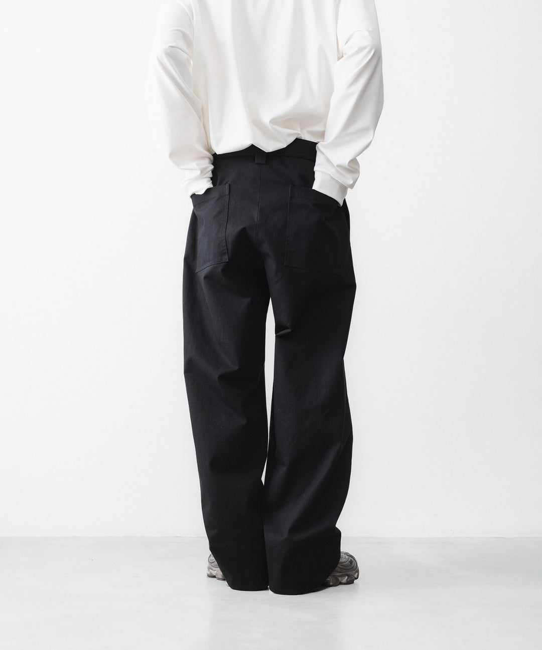 INTÉRIM インテリムのFABRIC WASHER CHINO  BELTED FRENCH ARMY MIL BAGGY TROUSERのBLACK 公式通販サイトsession福岡セレクトショップ