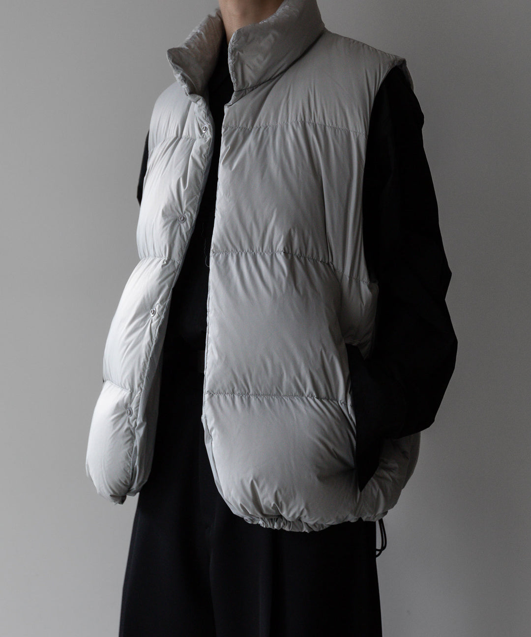 【stein】シュタイン 23AW DOWN PADDED VEST - OFF GREY sessionセッション福岡セレクトショップ 公式通販サイト