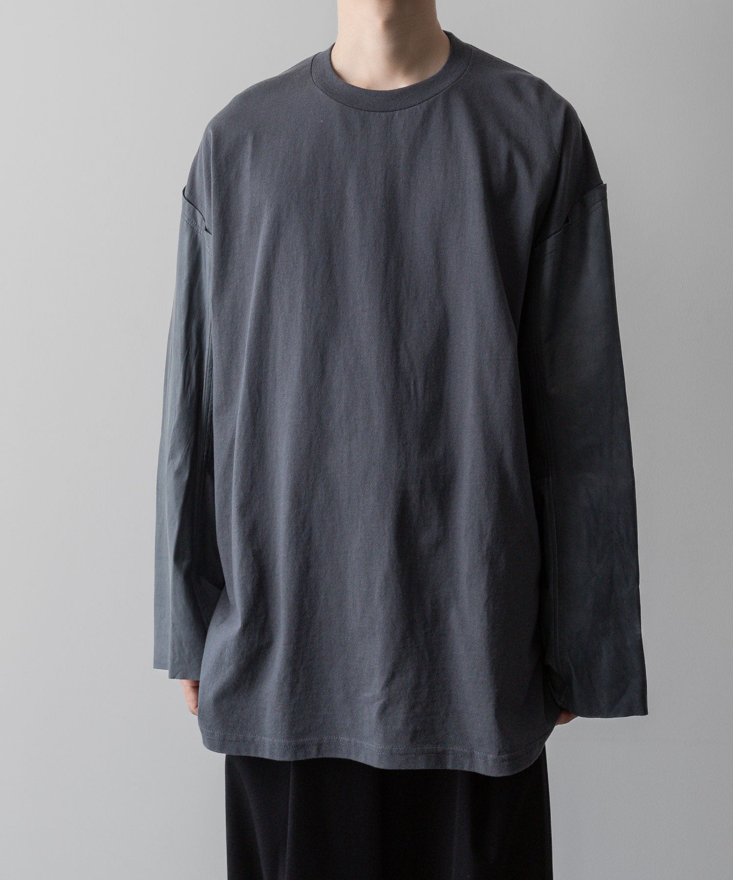  i'm here(アイムヒアー)のWASHABLE LEATHER SLEEVE : L/S T-SHIRT - GRAYの公式通販サイトsession福岡セレクトショップ