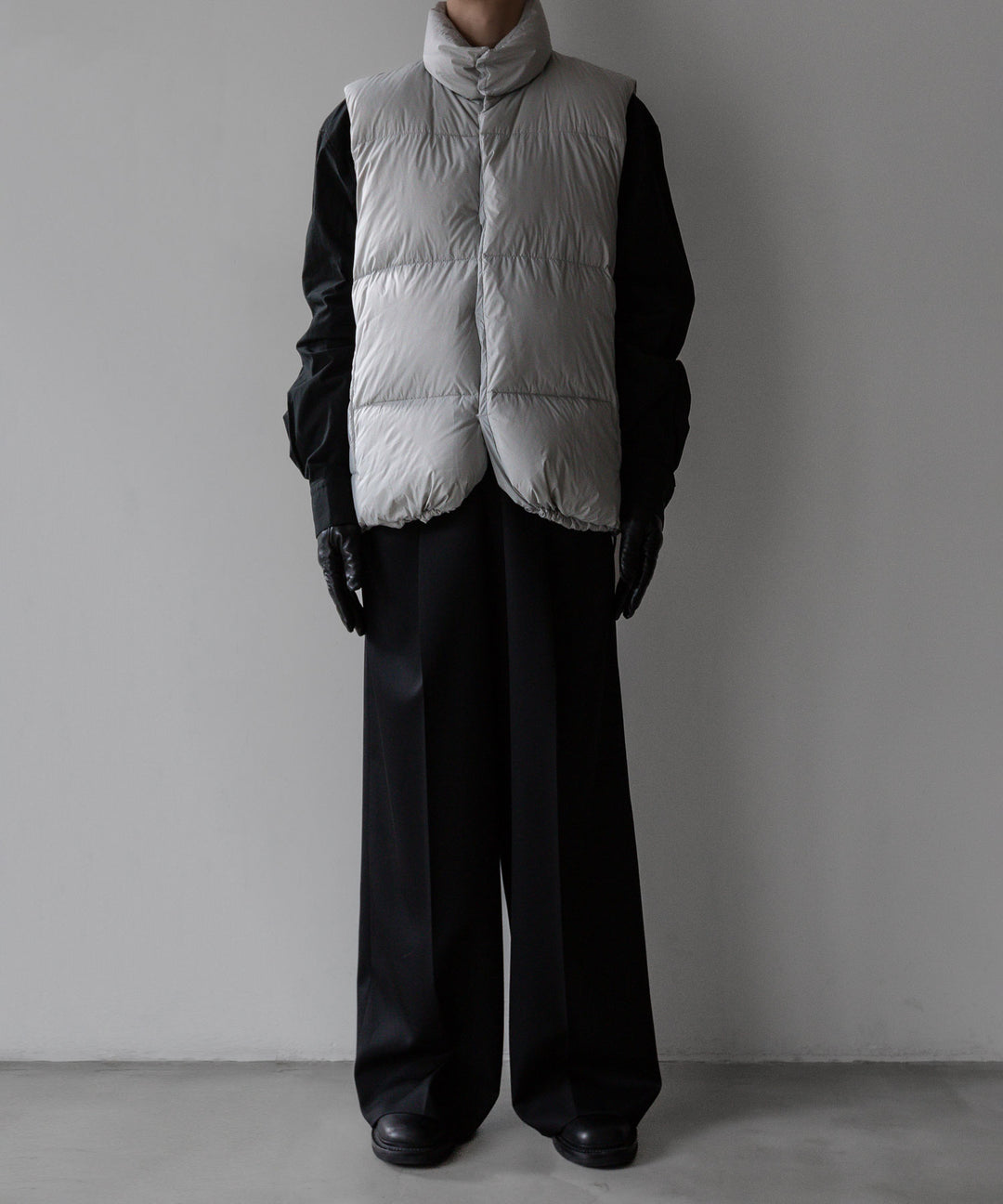 【stein】シュタイン 23AW DOWN PADDED VEST - OFF GREY sessionセッション福岡セレクトショップ 公式通販サイト