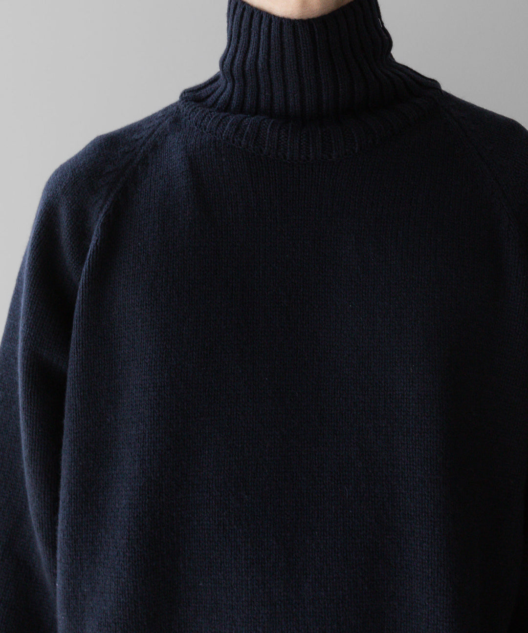 stein(シュタイン)の23AWコレクションEX FINE LAMBS LOOSE HIGH NECK KNIT LSのDARK NAVY sessionセッション福岡セレクトショップ 公式通販サイト