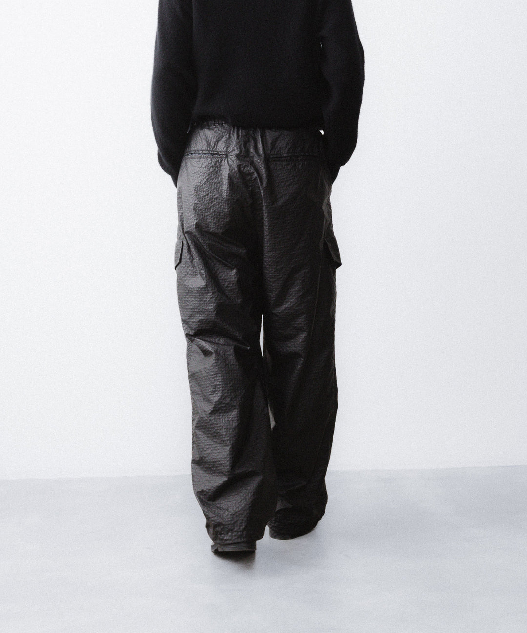【paratrait】FROG SKIN PANTS - BLACK