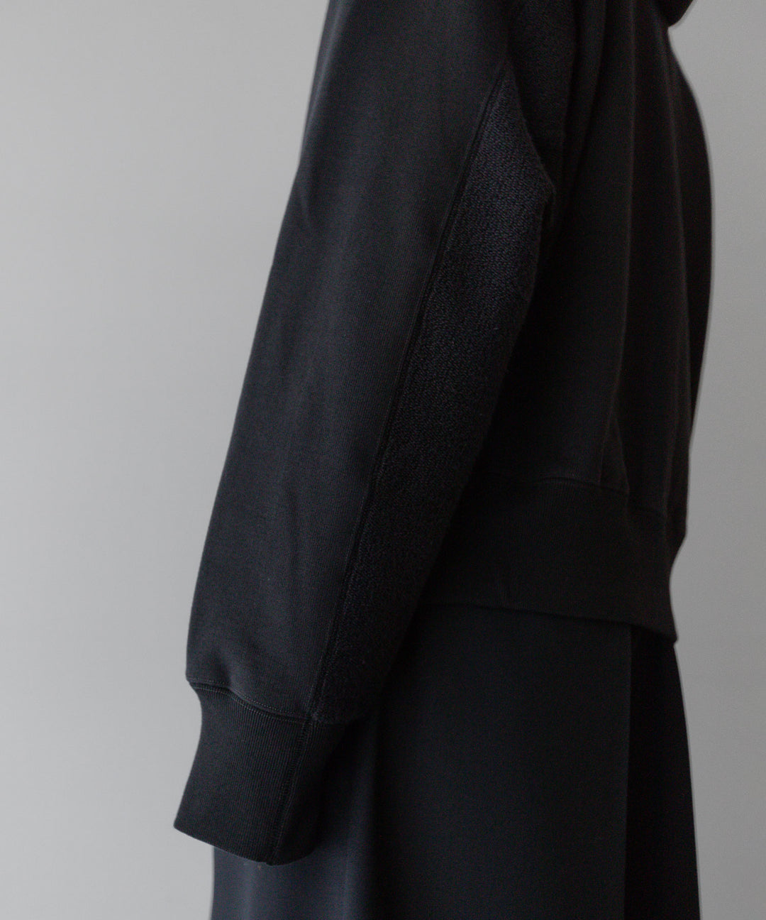 stein(シュタイン)の24SSコレクションUNTWISTED YARN SWEAT ZIP UP HOODYのCHARCOAL