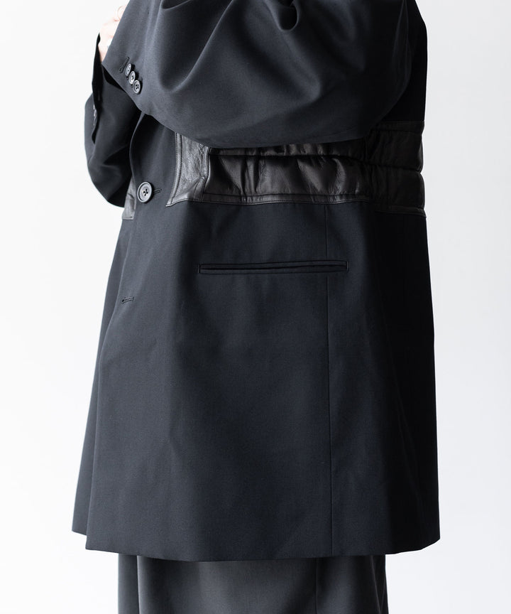 stein(シュタイン)の23AWコレクションOVERSIZED LEATHER CORSETED JACKETのBLACK