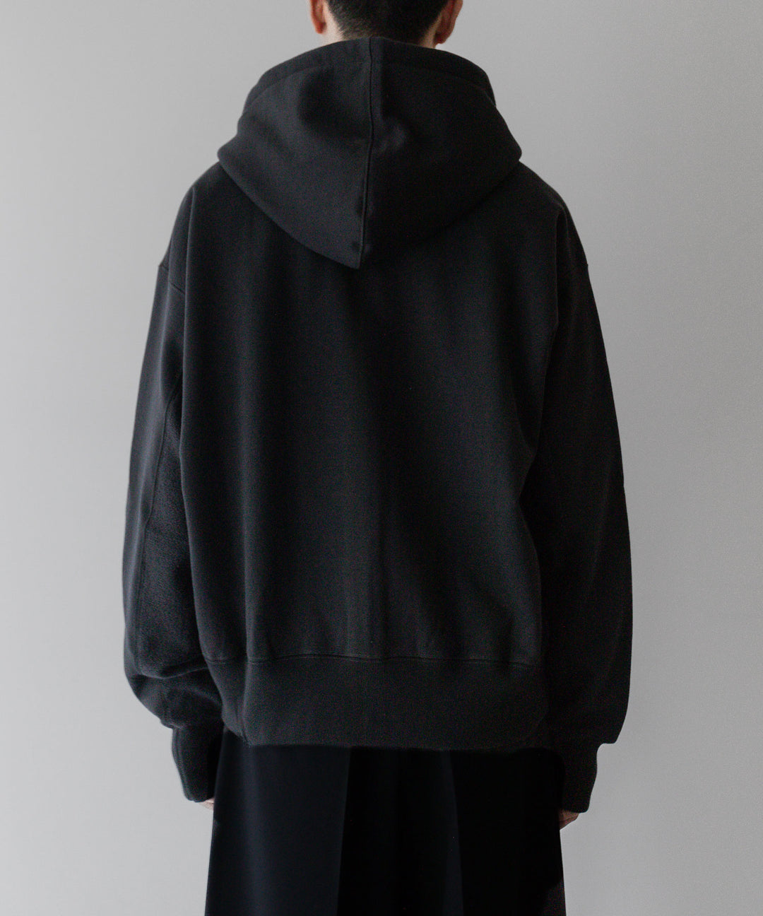 stein(シュタイン)の24SSコレクションUNTWISTED YARN SWEAT ZIP UP HOODYのCHARCOAL