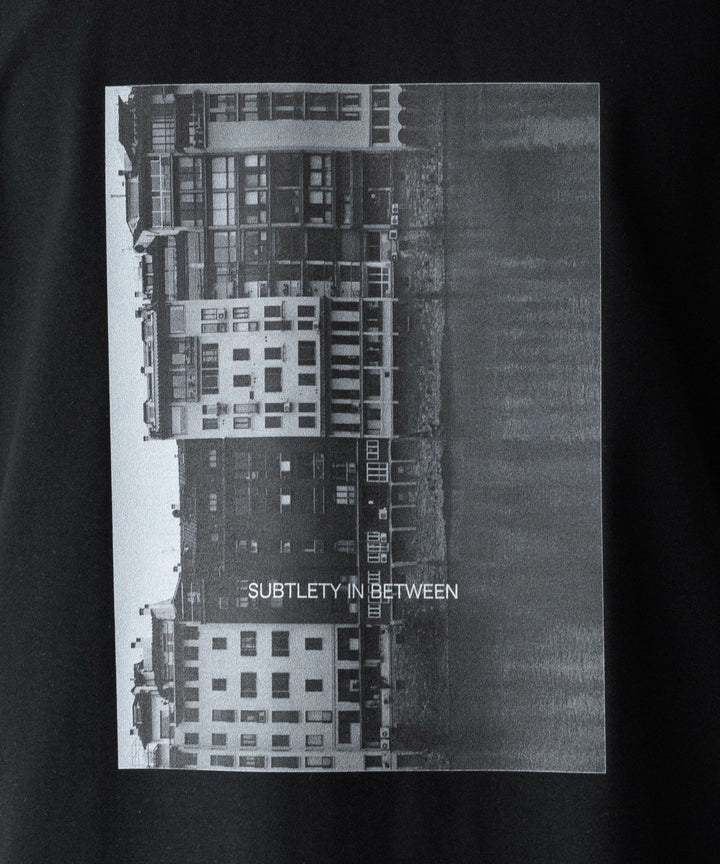 ssstein(シュタイン)のOVERSIZED PRINT TEE [SUBTLETY] - BLACKの公式通販サイトsession福岡セレクトショップ