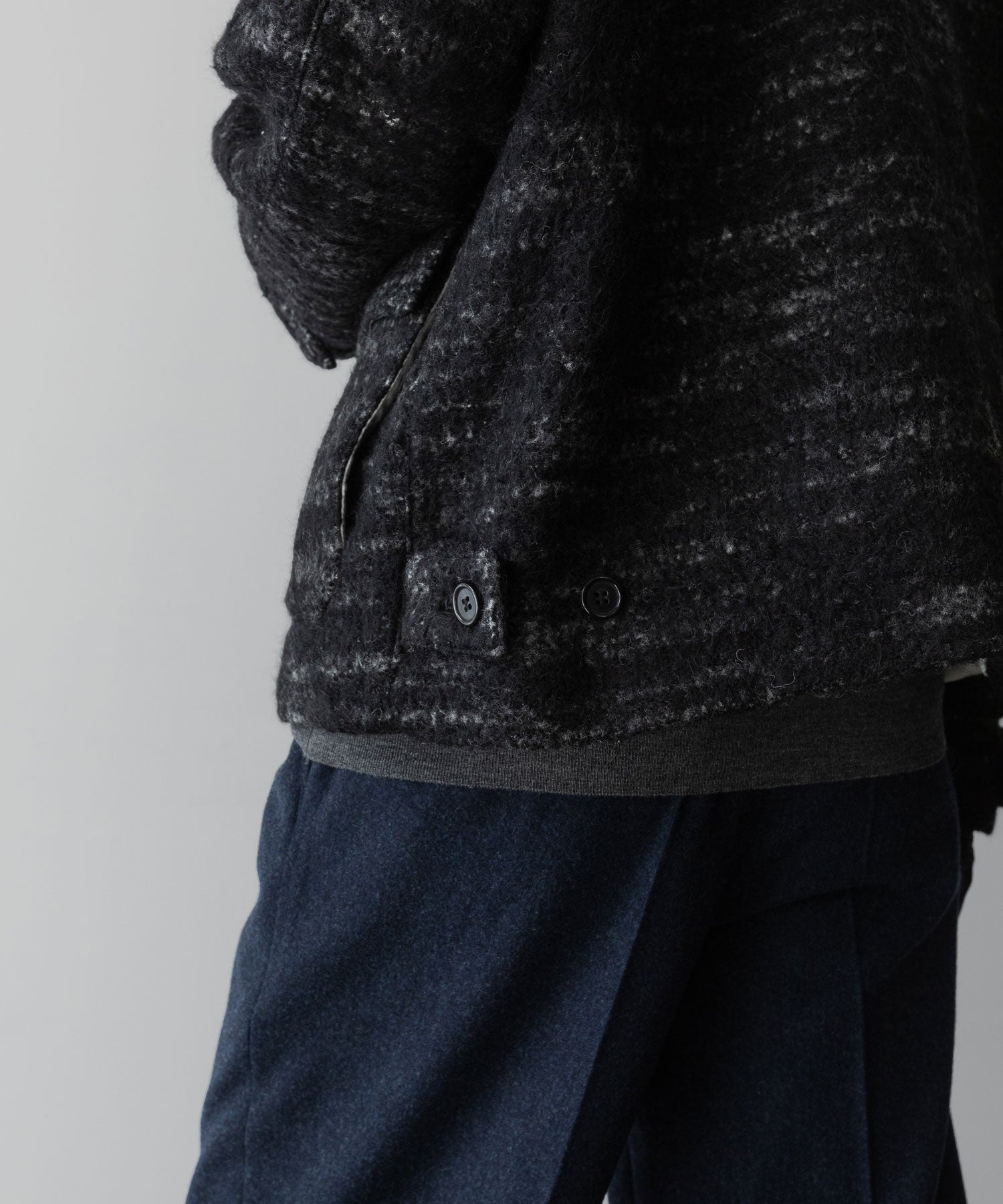 【INTÉRIM】DOUBLE FACE HAIRY BABY LAMA WOOL SPORTS JACKET - RAW BLACK