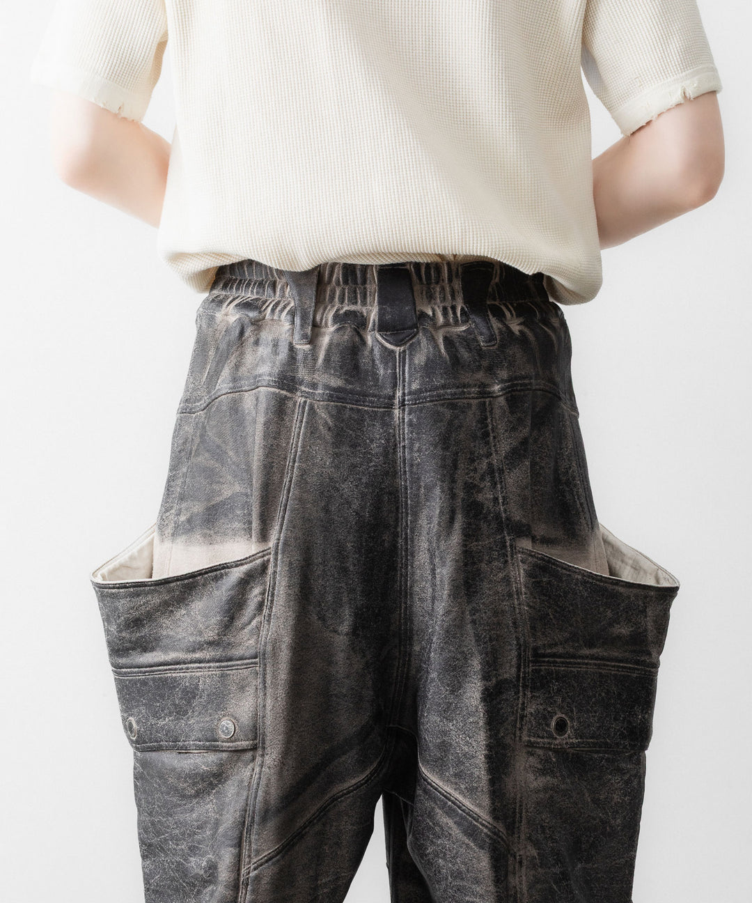 【SUBLATIONS】CRACKING COATED BANANA CUTTING PANTS - SAND BEIGE BASE